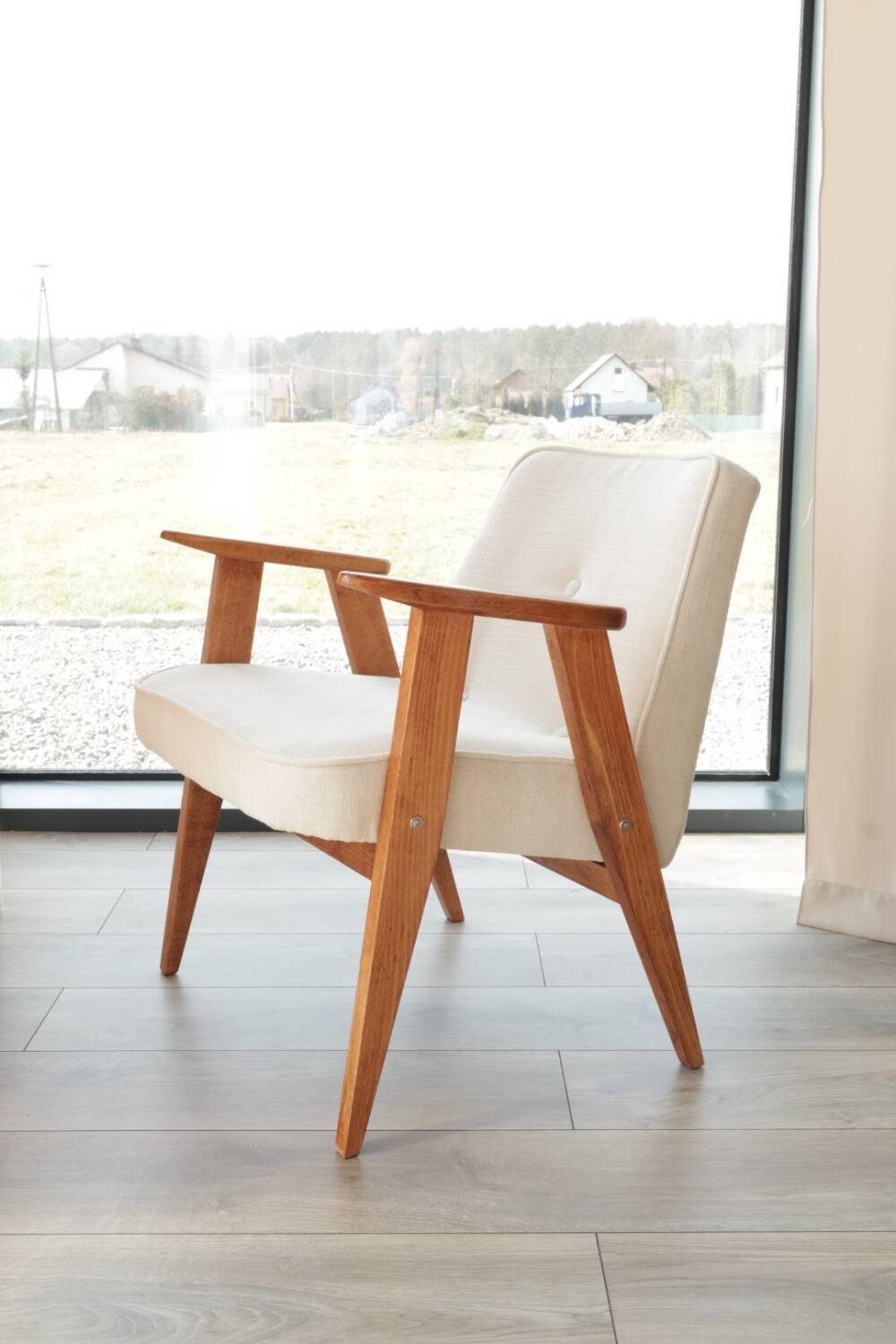 Vintage armchair in natural ecru linen, model 366