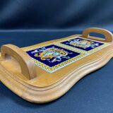 Plateau de service en hêtre et carreaux faïence de Gien décor Renaissance