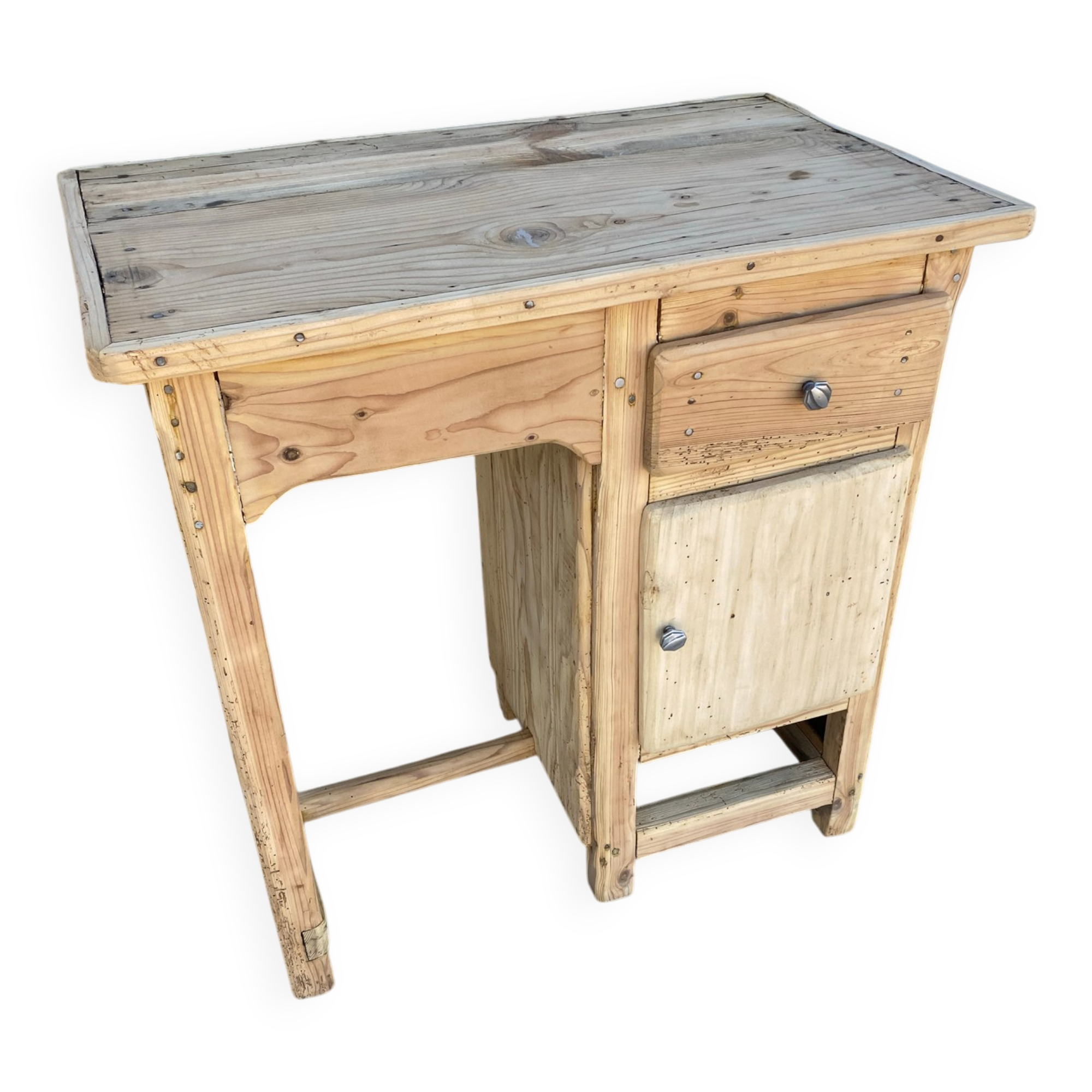 Child's desk