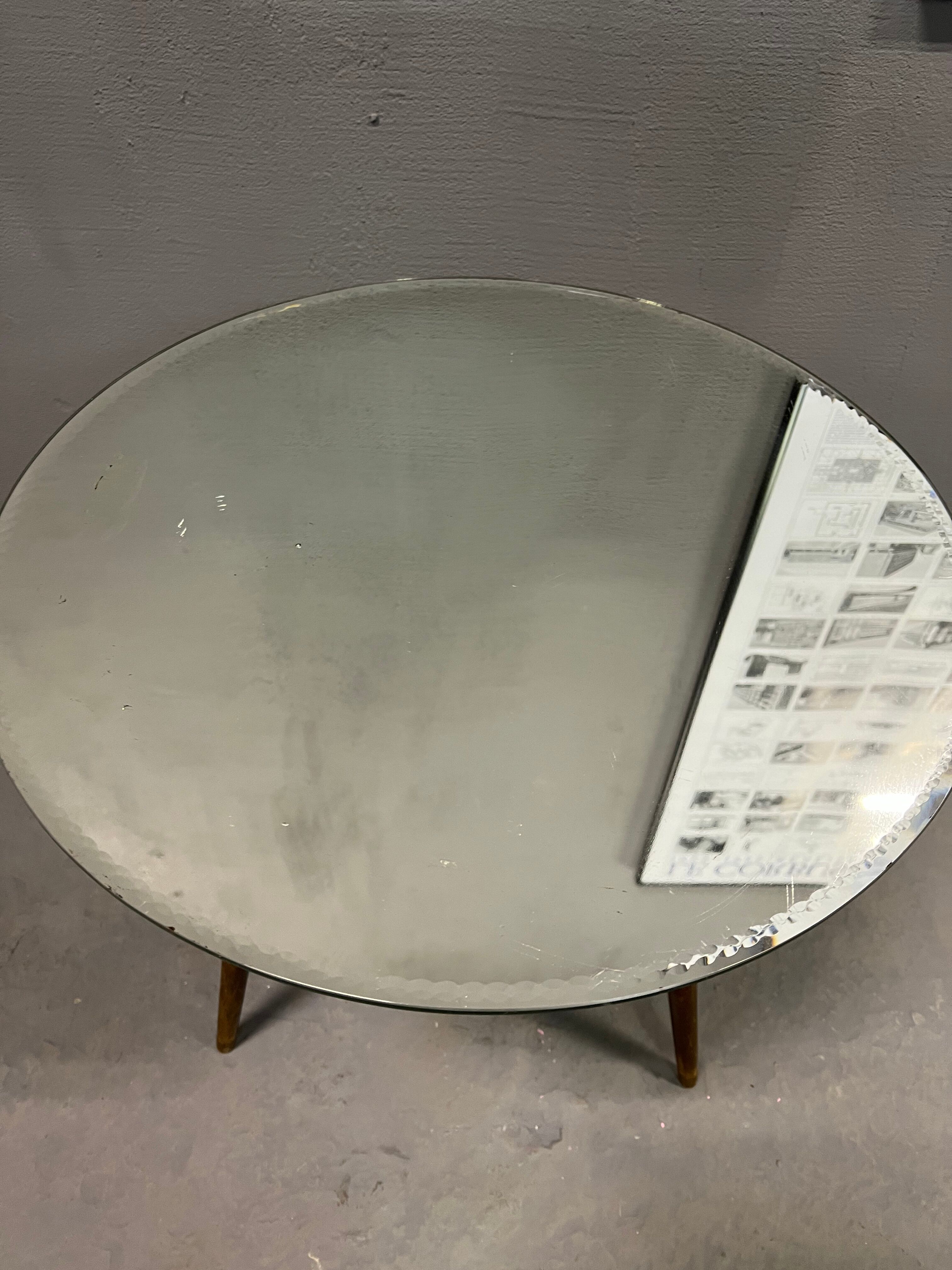 Small table feet spindles and glass top