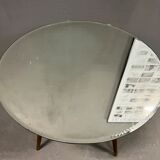 Table pieds fuseaux et plateau en verre
