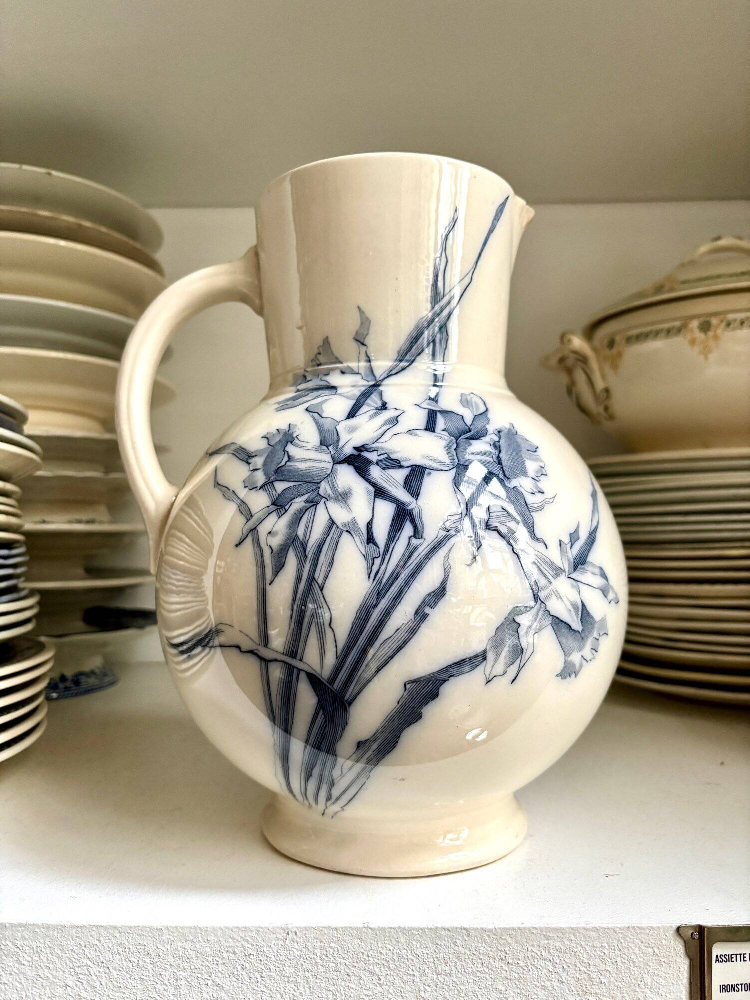 Sarreguemines pitcher, iron earthenware jug, "Narcissus" service