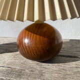 Pleated wooden ball lamp