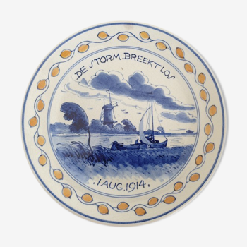 Royal Delft, Netherlands - Earthenware dessert plate - De storm breektlos - 1914