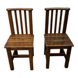 Chaises brutalistes