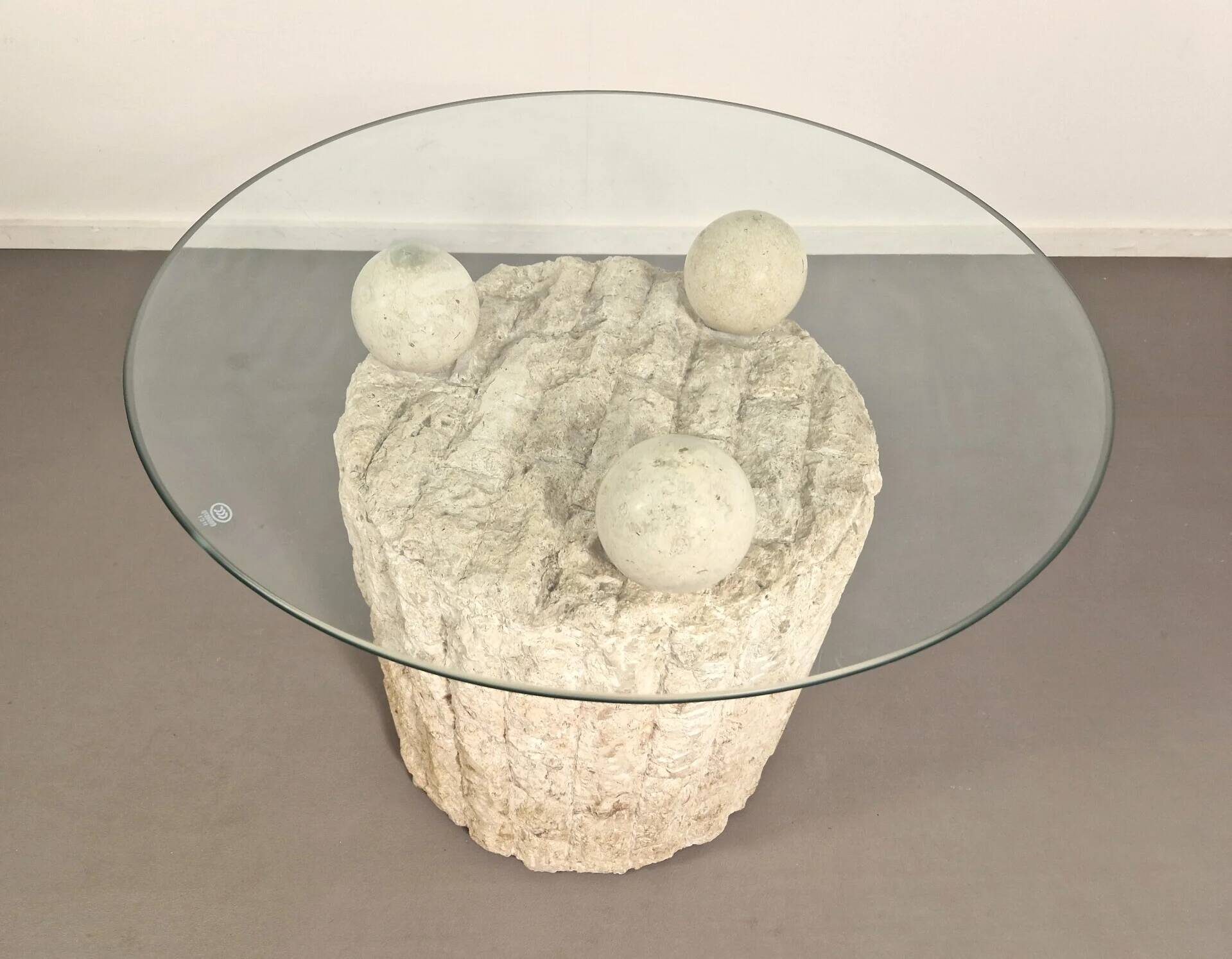 Fossil stone coffee table | Magnussen Ponte | 1980s