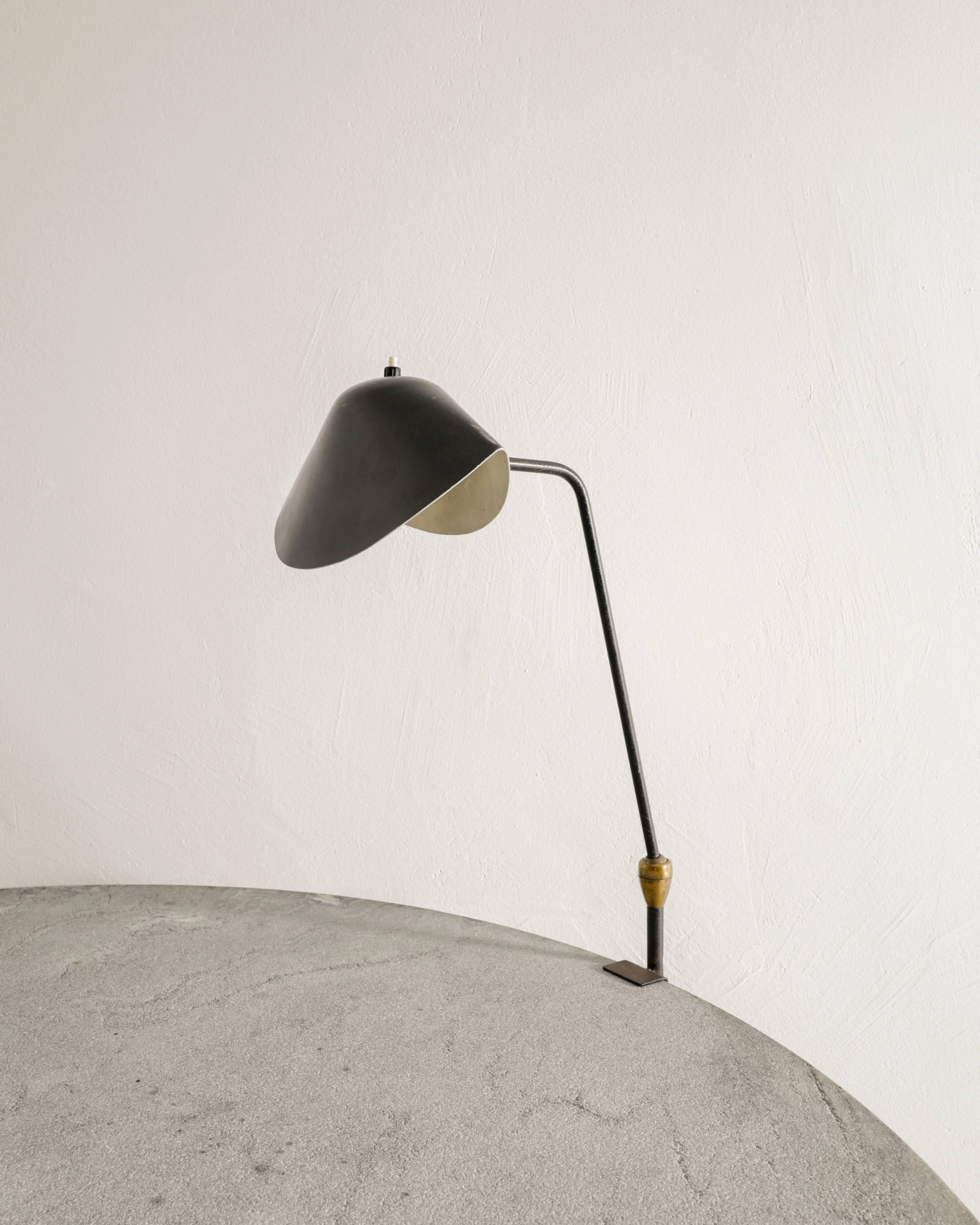 Serge Mouille Agrafée desk lamp, 1950s