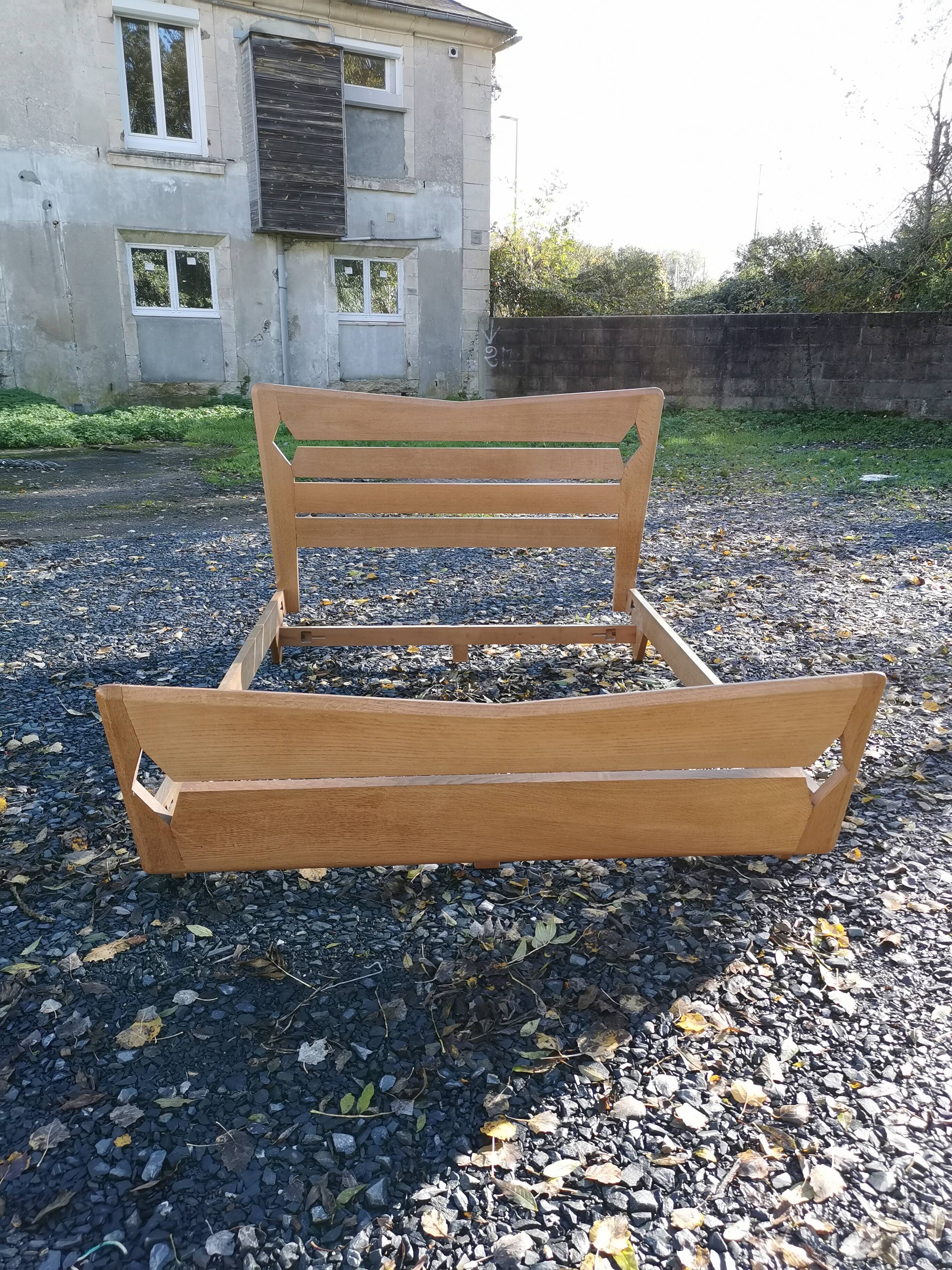 Bed 140 x 200 Guillerme et Chambron