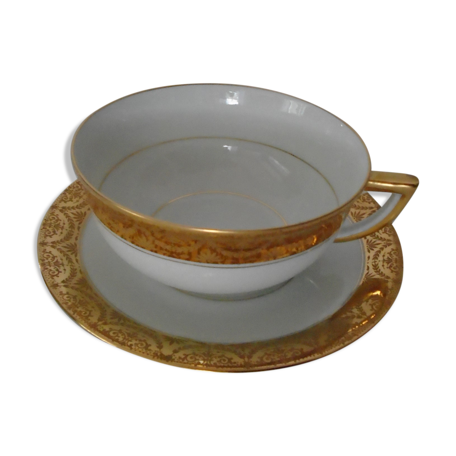 Cup and under cup porcelain Limoges white and gold chocolate coffee tea
