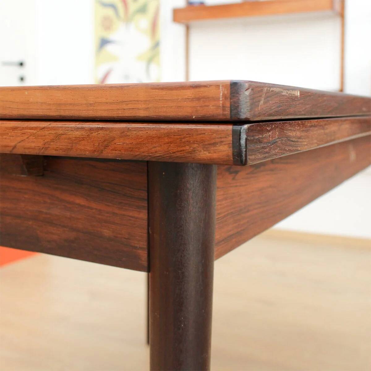 Dining table in rosewood