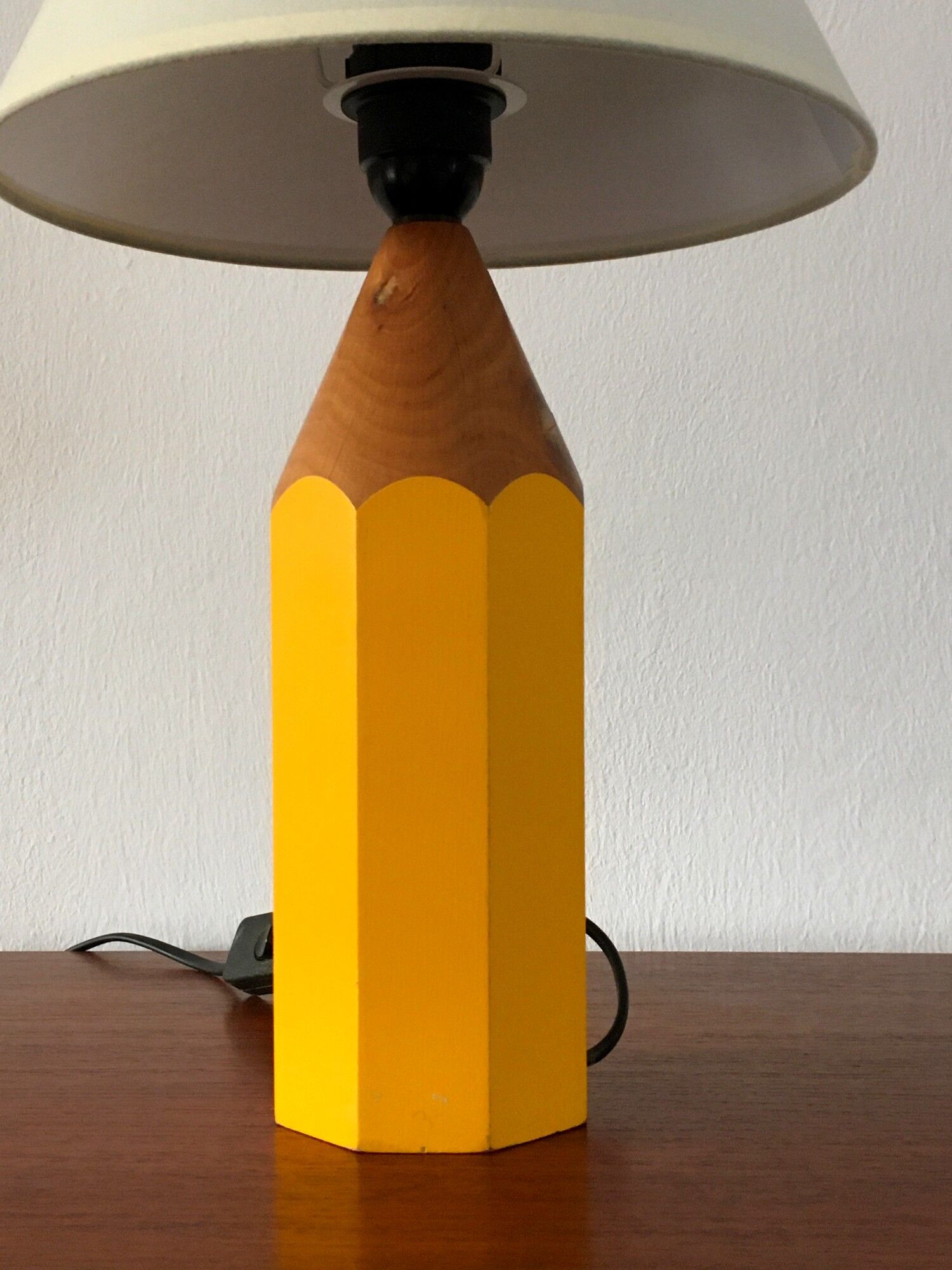 Vintage 80s pencil lamp