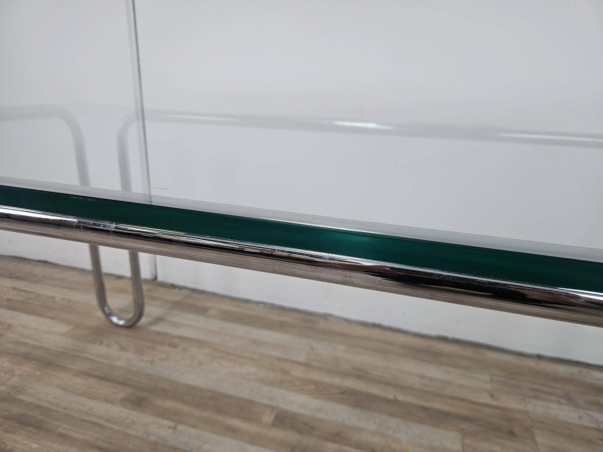 1970s Bauhaus table in chromed tubular steel and glass