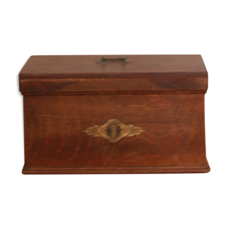 Wooden toy box with wrist