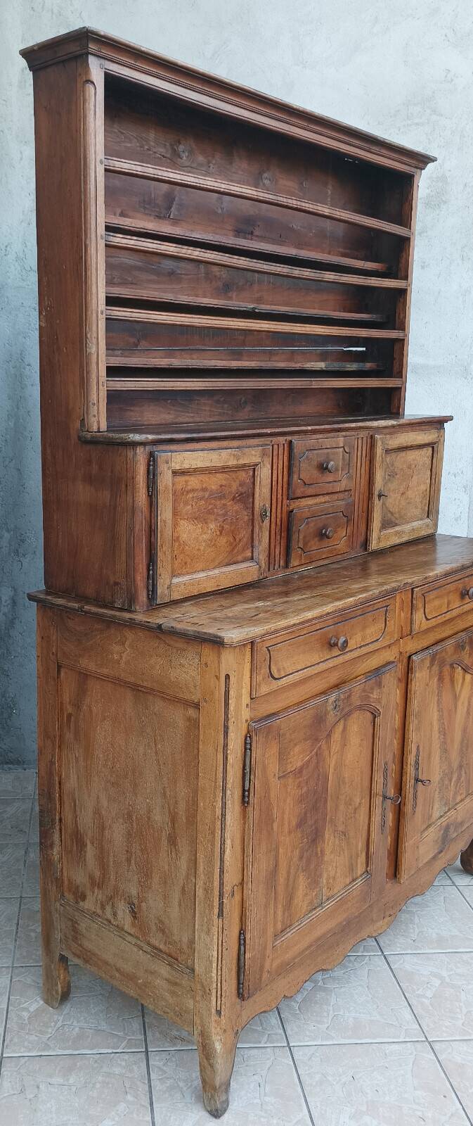 Louis XV sideboard in walnut, 19th century.