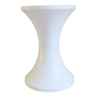 Vintage white plastic stool imitation Tam Tam from the space age of the 70s