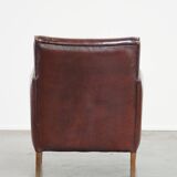 Subtle sheep leather armchair with a beautiful finish and a good patina