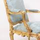 Salon de style Louis XV à chassis en bois doré. Circa 1880.