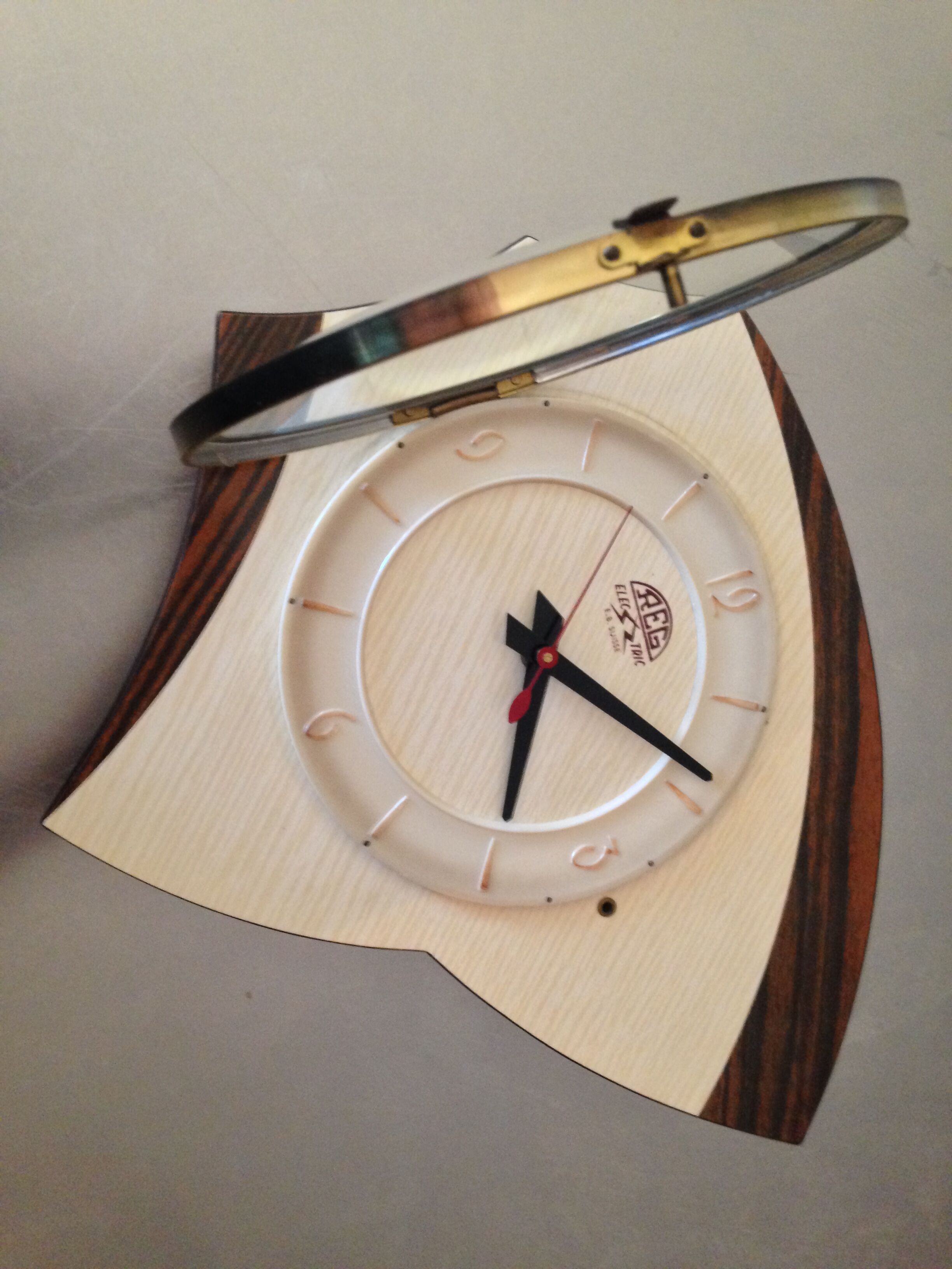 Vintage wall clock in formica 60/70s