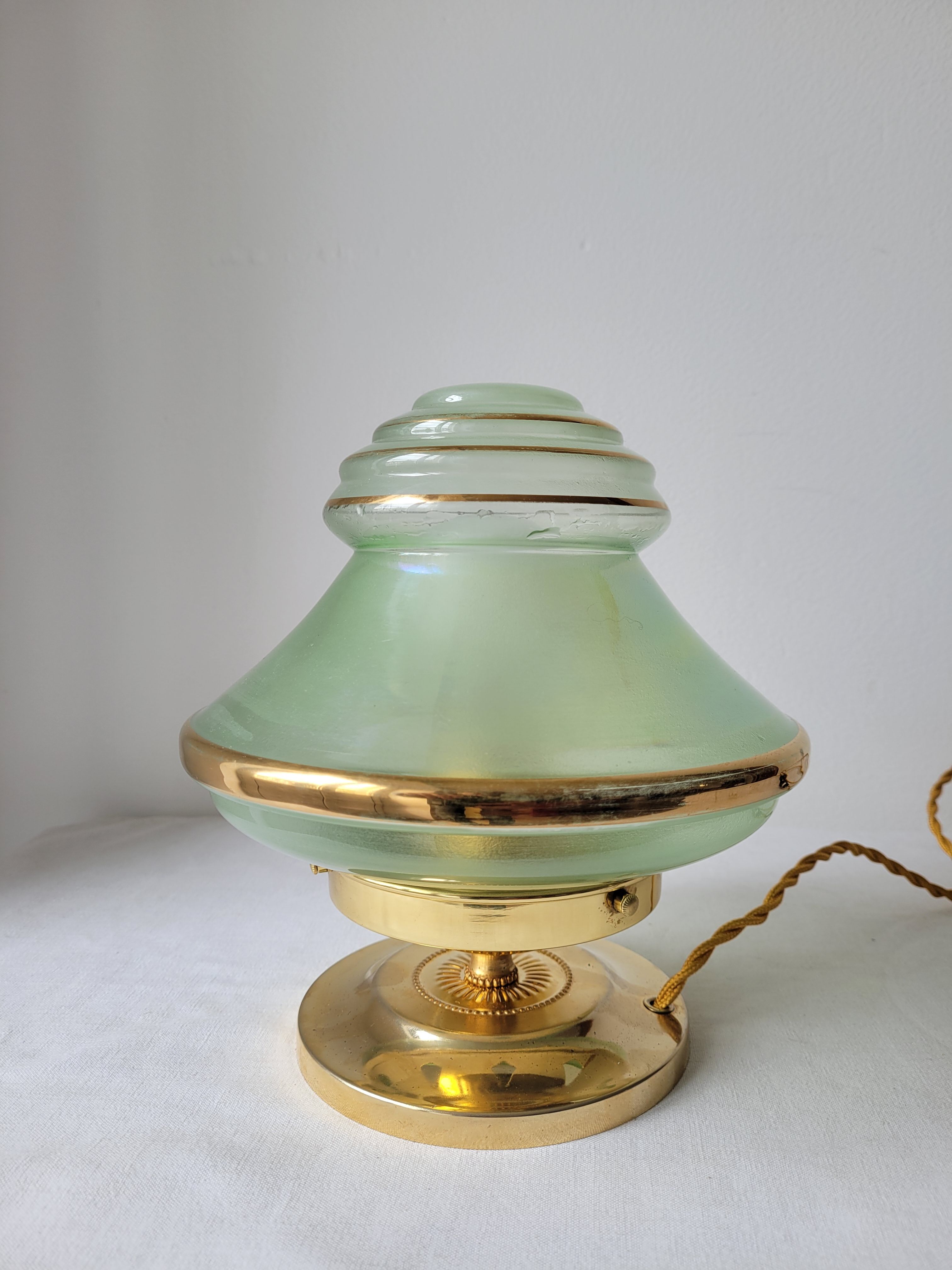 Art Deco lamp in brass and glass