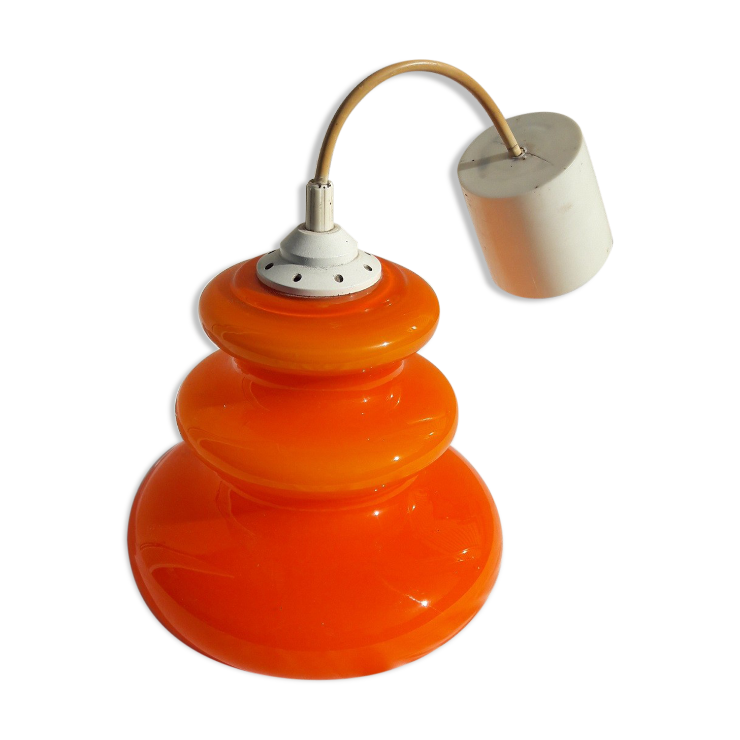 Orange opaline suspension