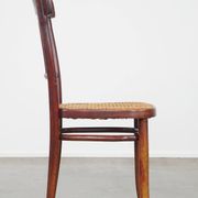 Chaise de bistrot originale vintage design Thonet avec assise mate