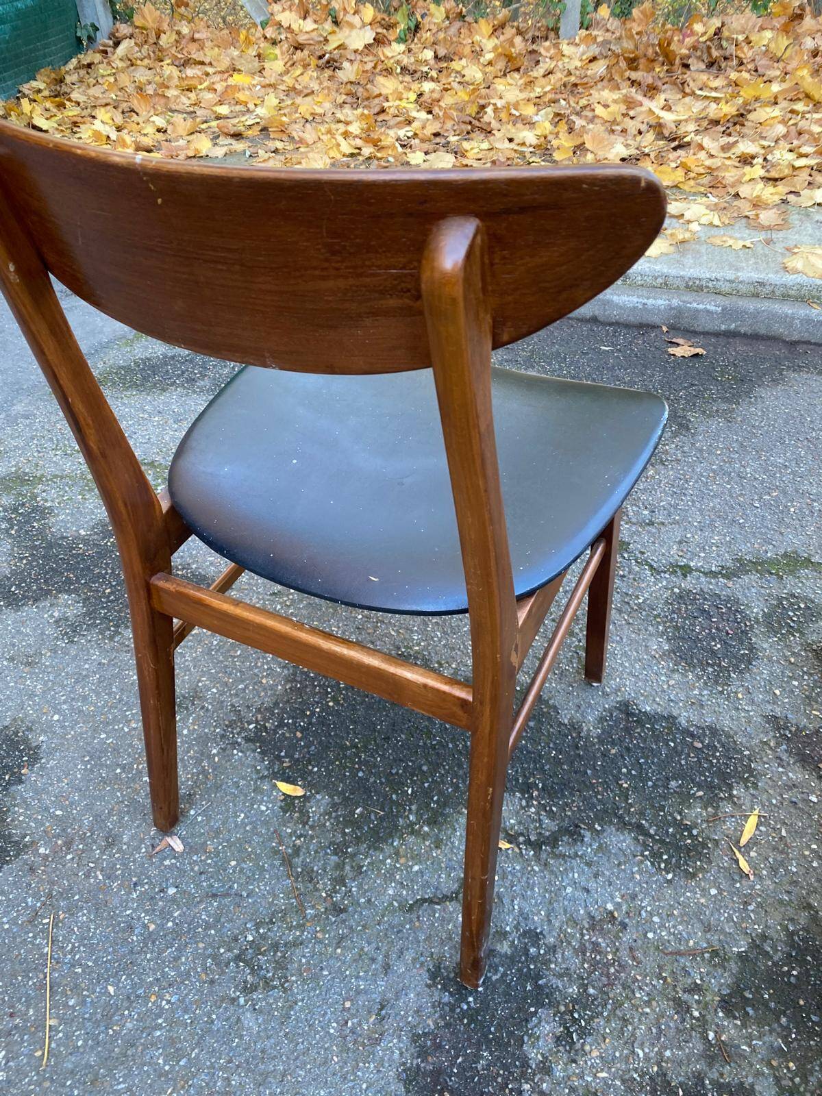 2 Scandinavian chairs in teak and black imitation leather, 1960s