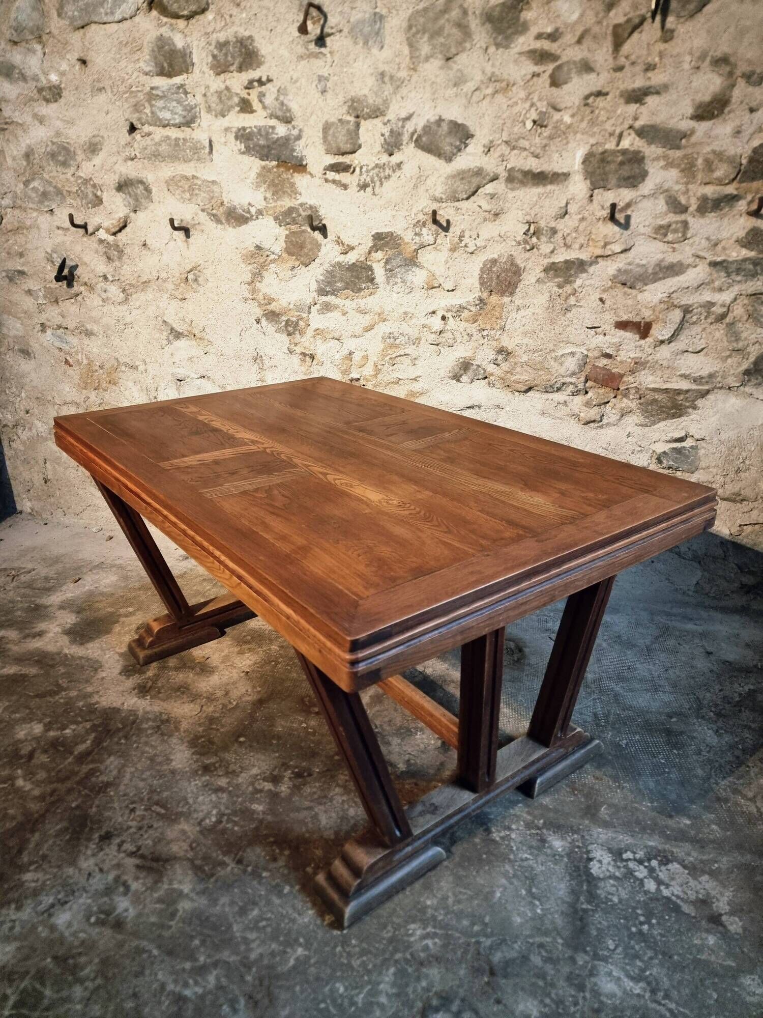 Table vintage française en chêne massif style Arts & Crafts, 1930s–1940s
