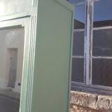 Vintage parisian wooden slip-up