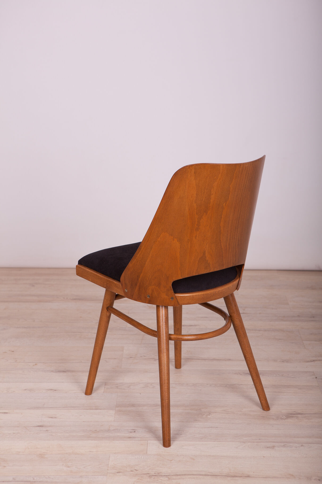 4 lollipop dining chairs from tatra, 1960s