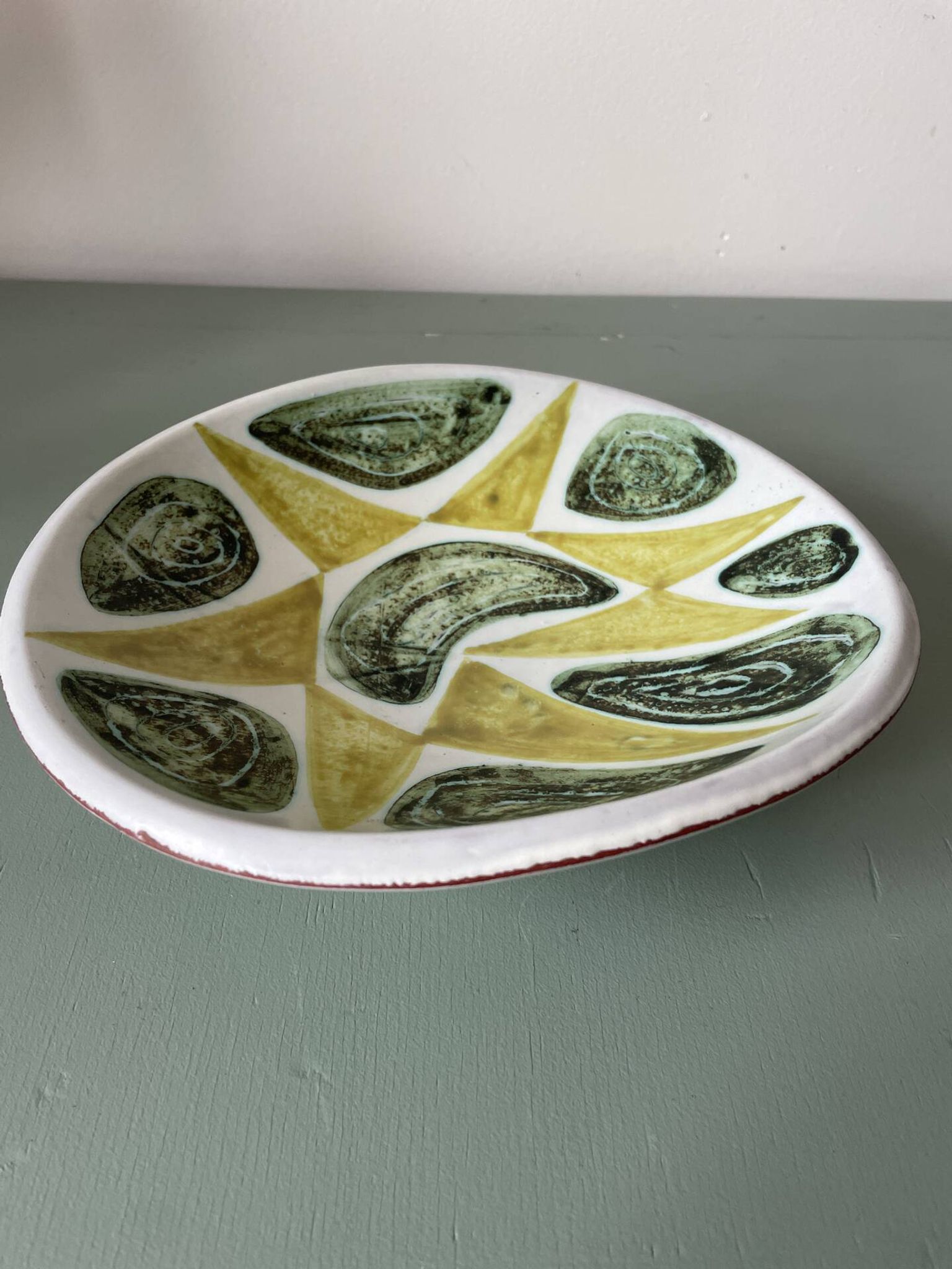 Bowl, pocket tray by Stig Lindberg, studio hand.