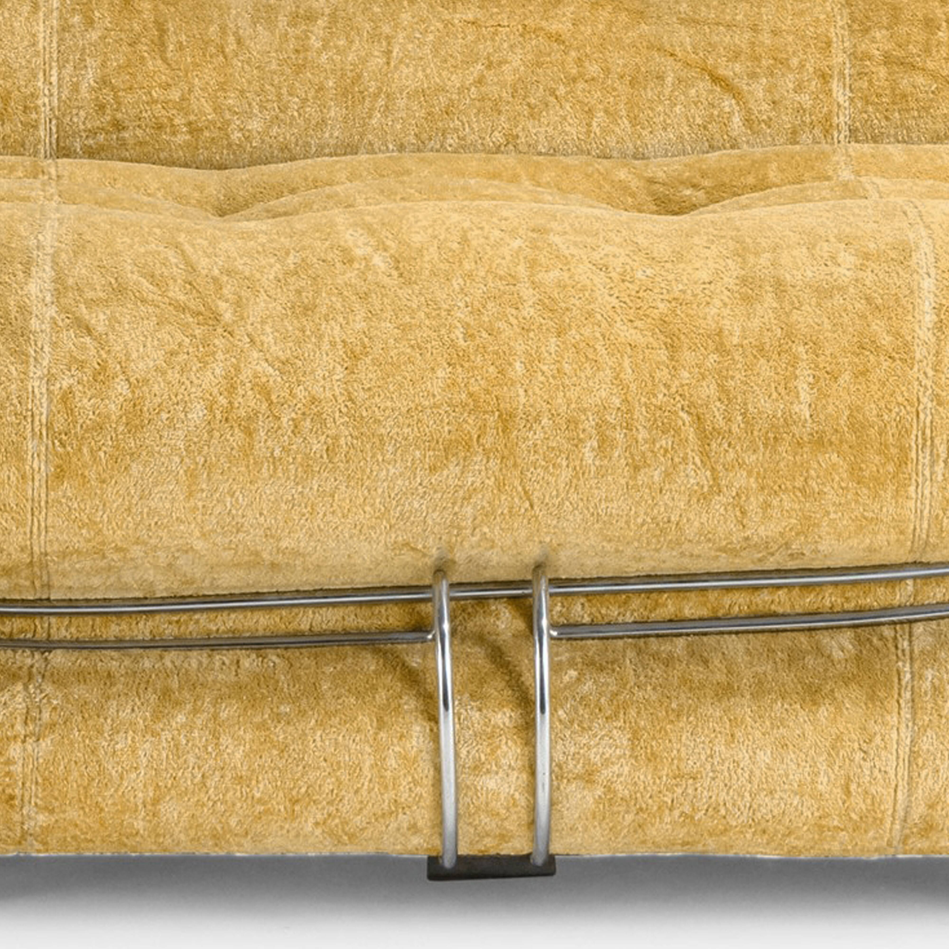 Soriana sofa by Afra and Tobia Scarpa for Cassina, Italy, 1970s.