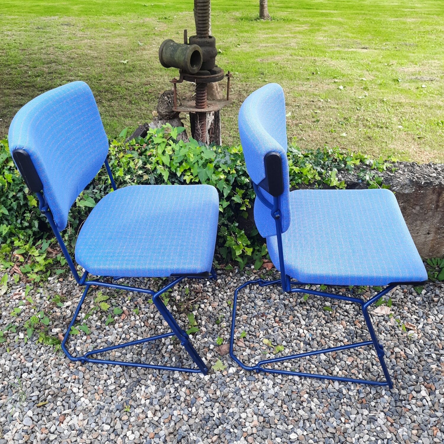 2 visitors' seats Albert Stoll Switzerland office