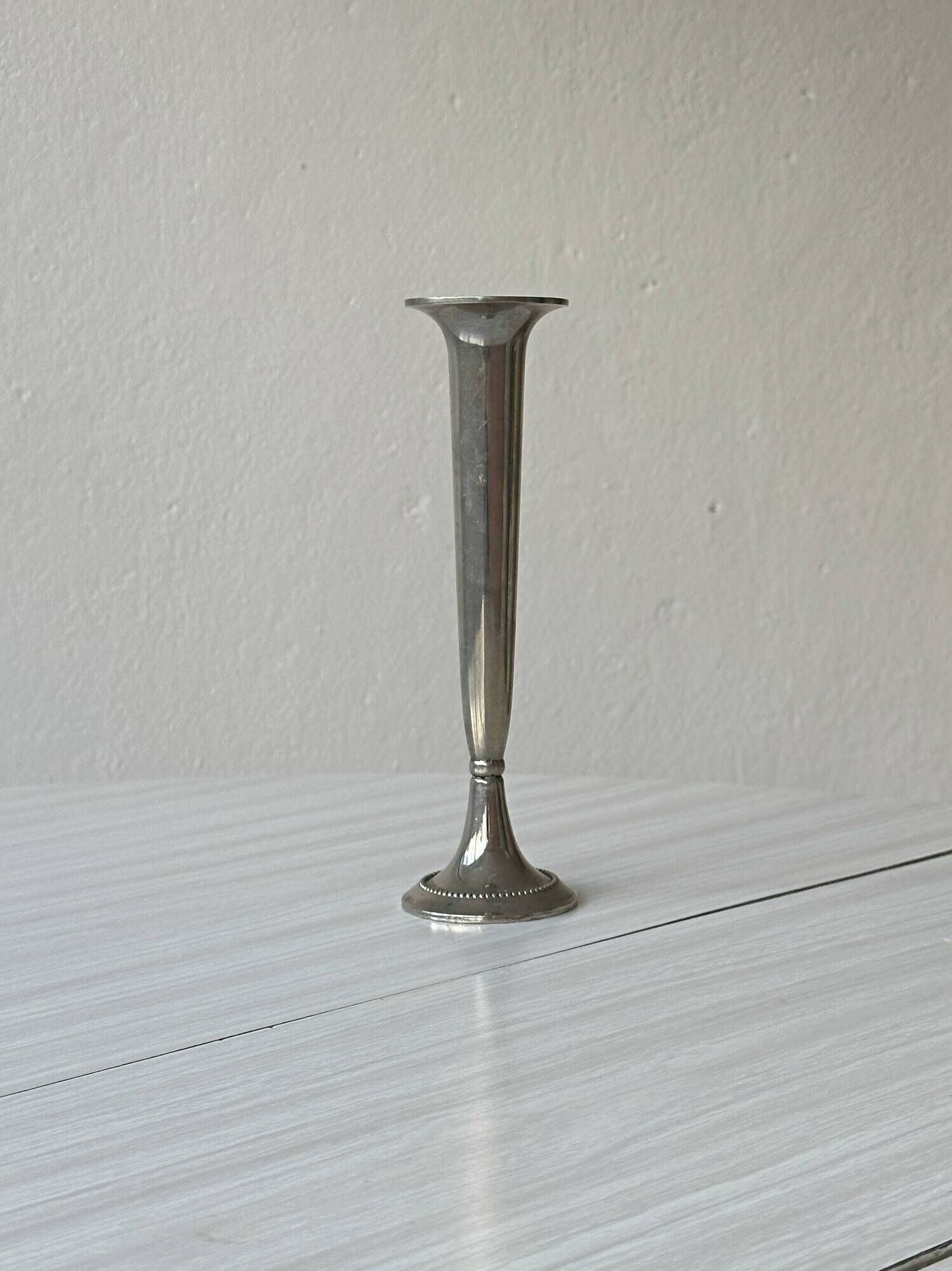Vintage metal soliflore