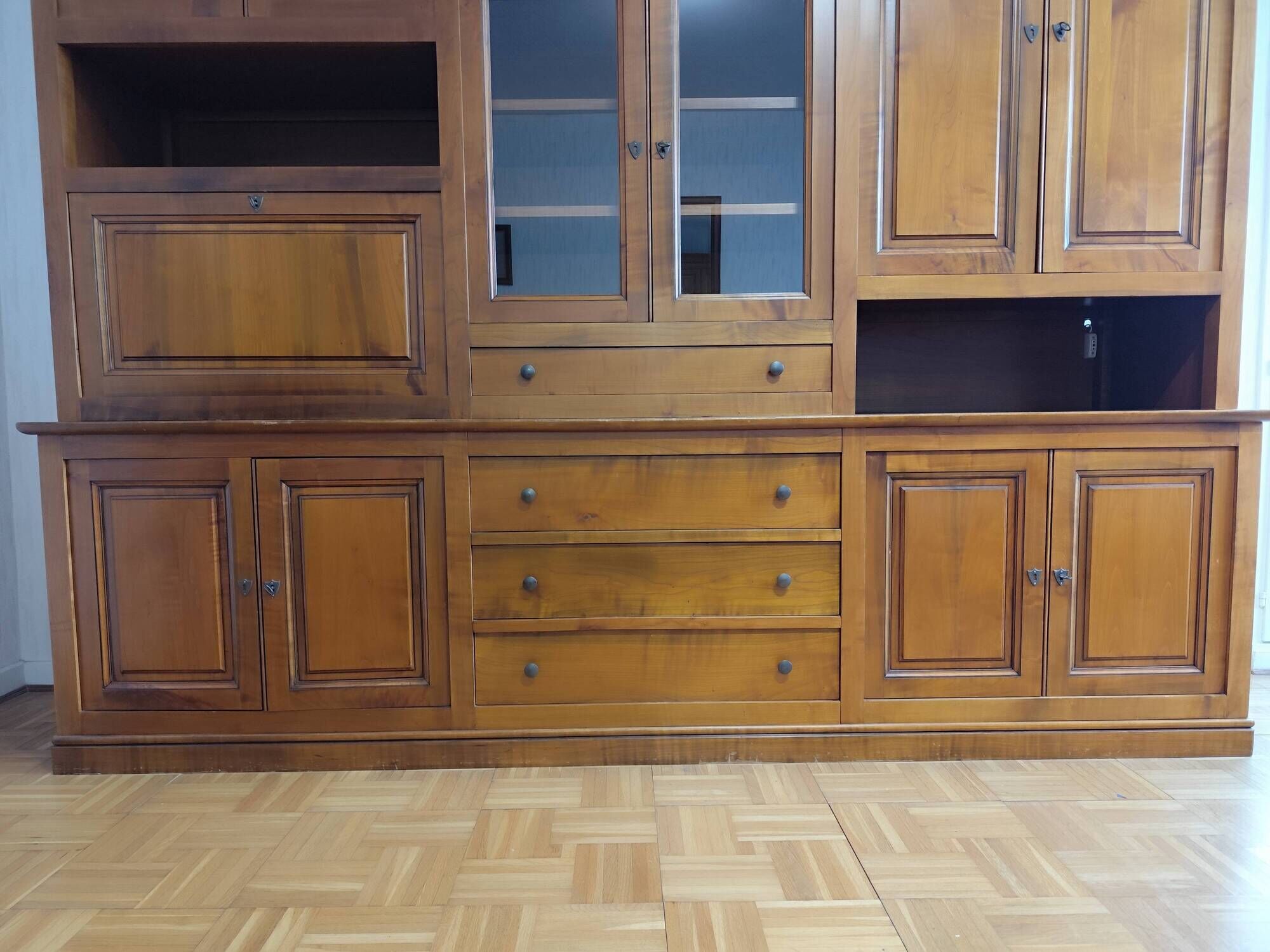 Cherry wood sideboard made by a master cabinetmaker - 1980