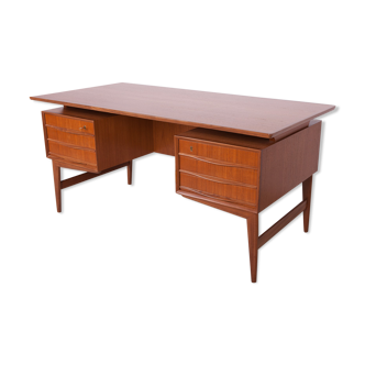 Bureau de teck autoportant du milieu du siècle années 1960