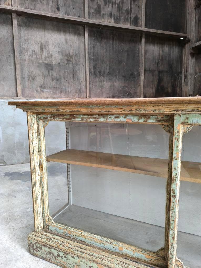 Comptoir vitré meuble de metier