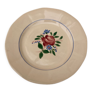 11 assiettes