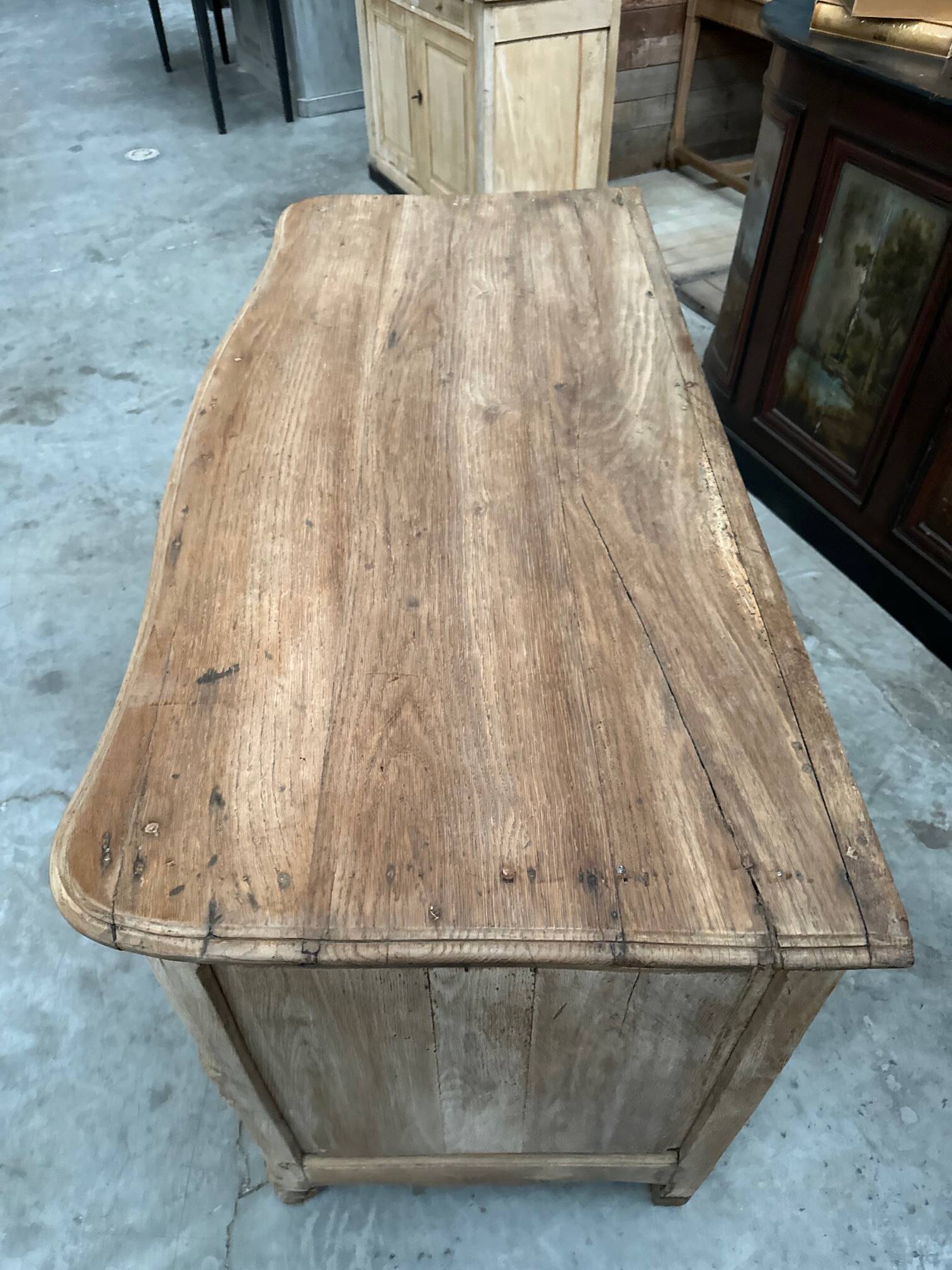 Commode en chêne XVIIIème