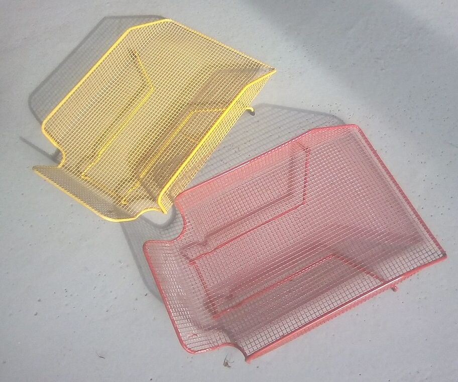 2 metal baskets 80's