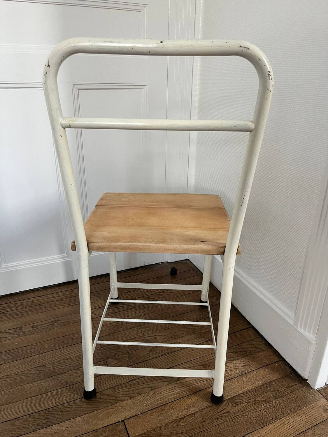 Boarding school chair