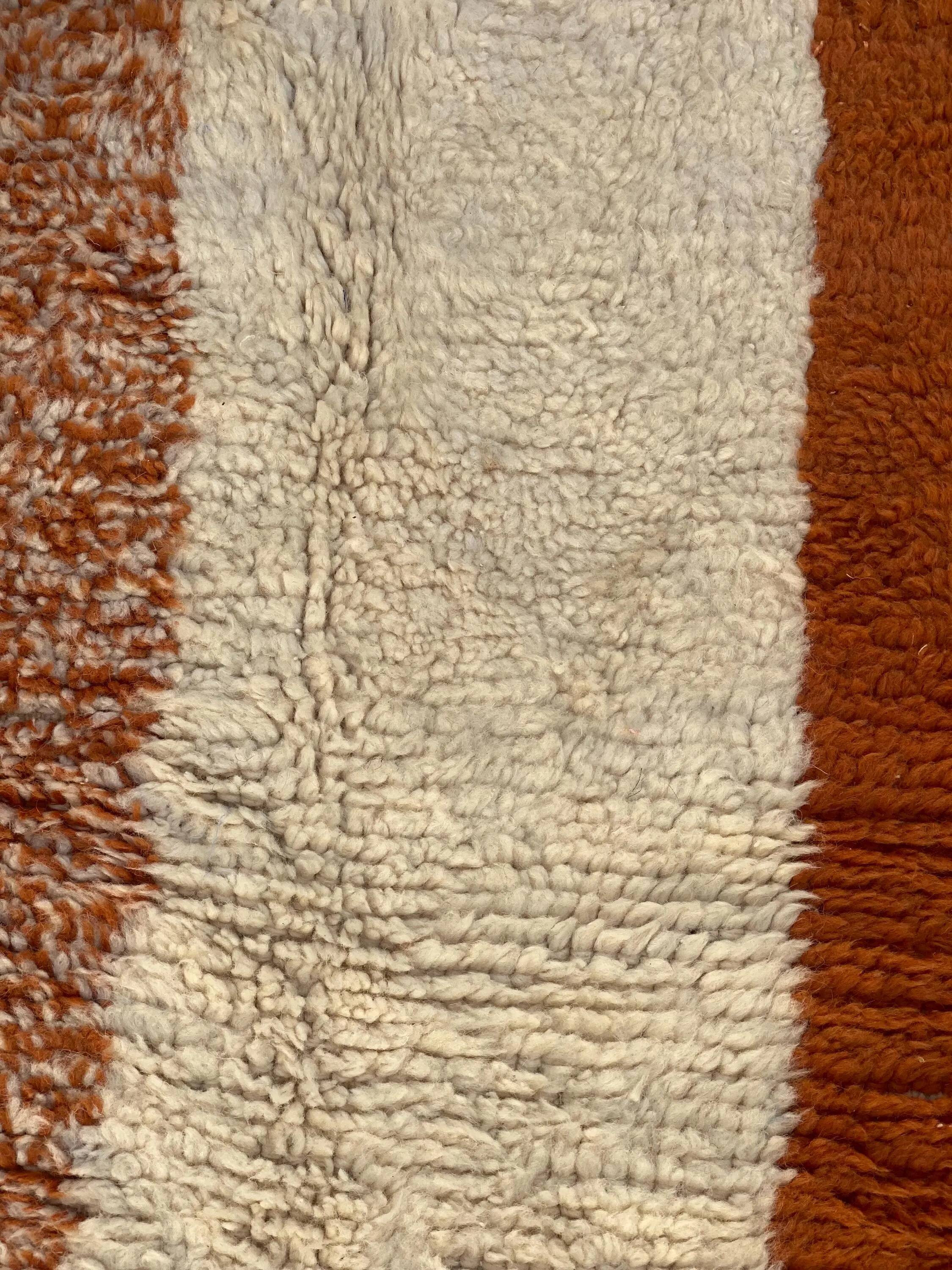 Traditional Moroccan rug, natural wool, 3 x 2 m.