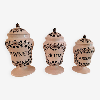 Set of 3 Delft ceramic medicine jars