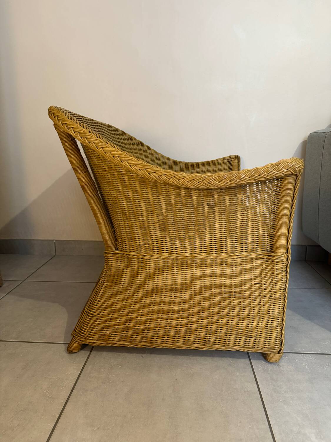 Rattan storage bench