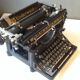 Machine à écrire ancienne Underwood n°3.12 in
