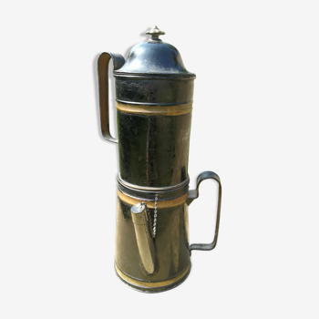 Percolateur antique de cafetière du 19ème siècle