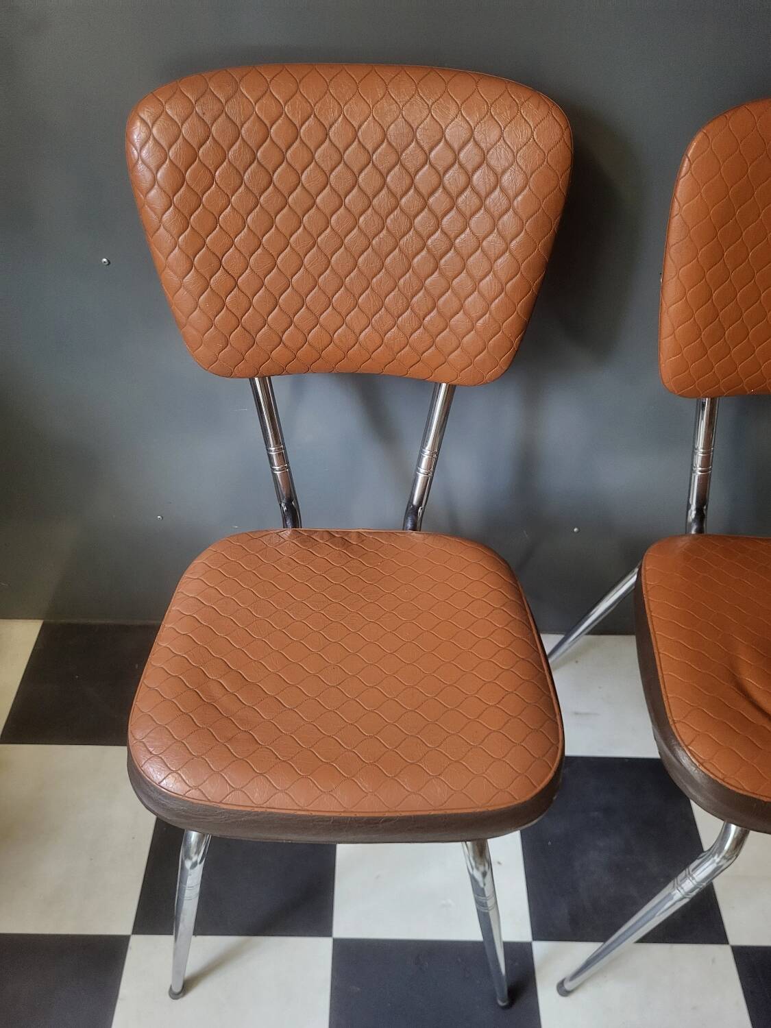 Bistro kitchen chairs in faux leather LOIRE SIEGES Vintage