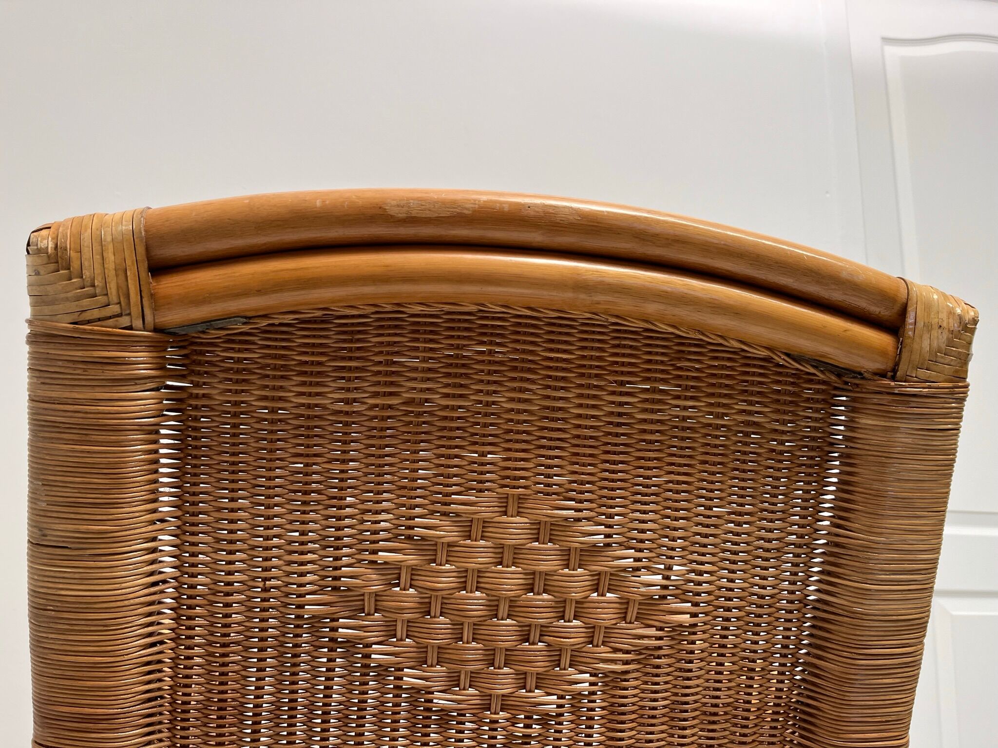 Rocking chair en rotin