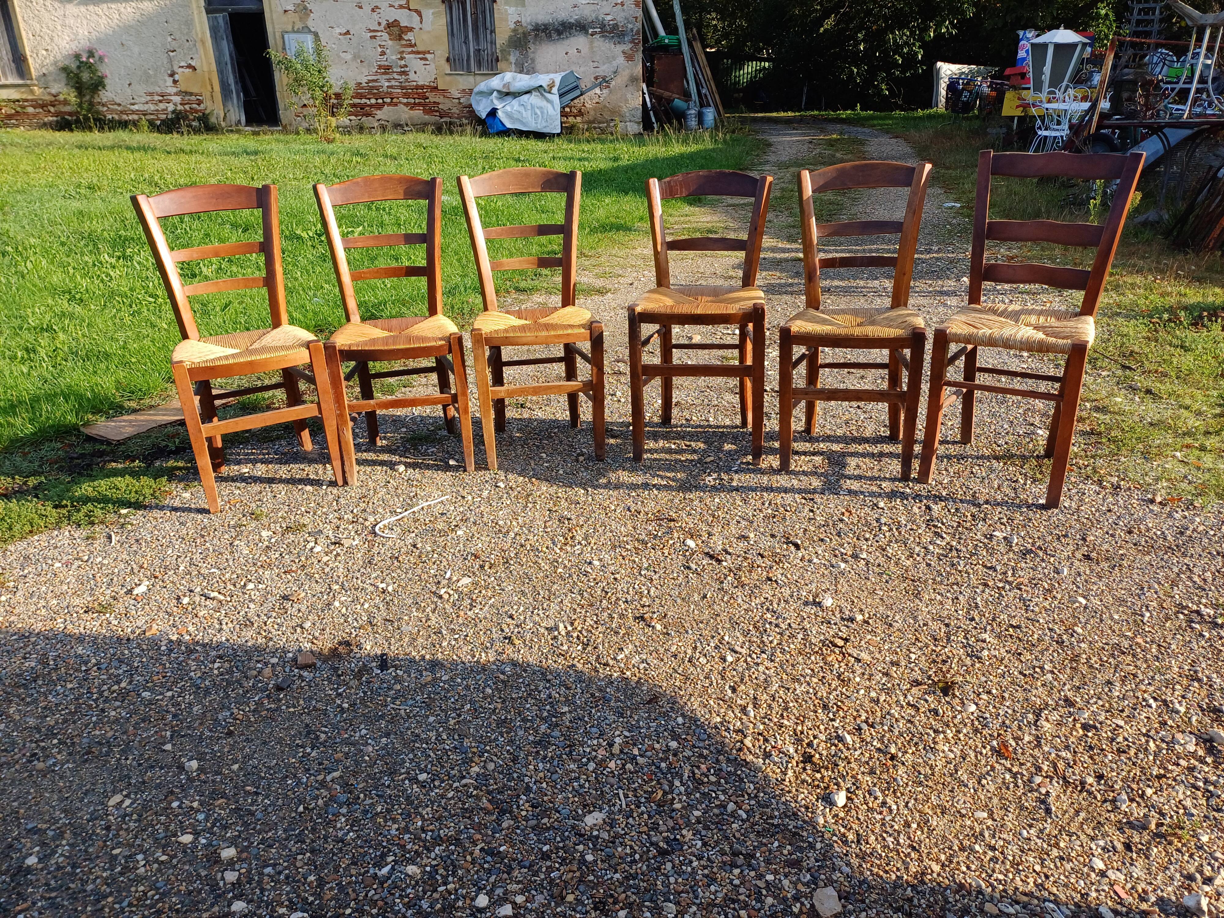 6 old straw chairs