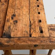 Établi industriel vintage en bois pour menuisier