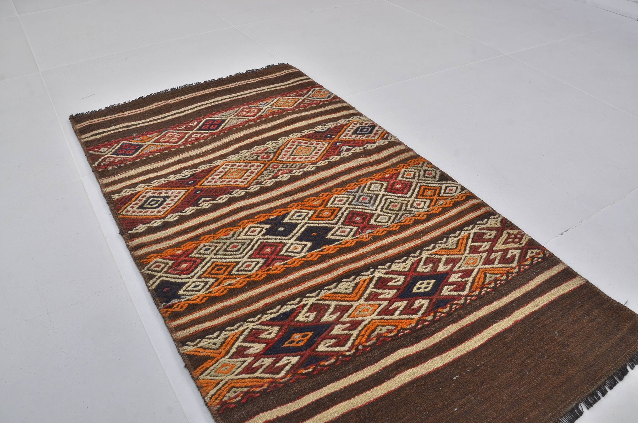 Tapis kilim décoratif anatolien vintage